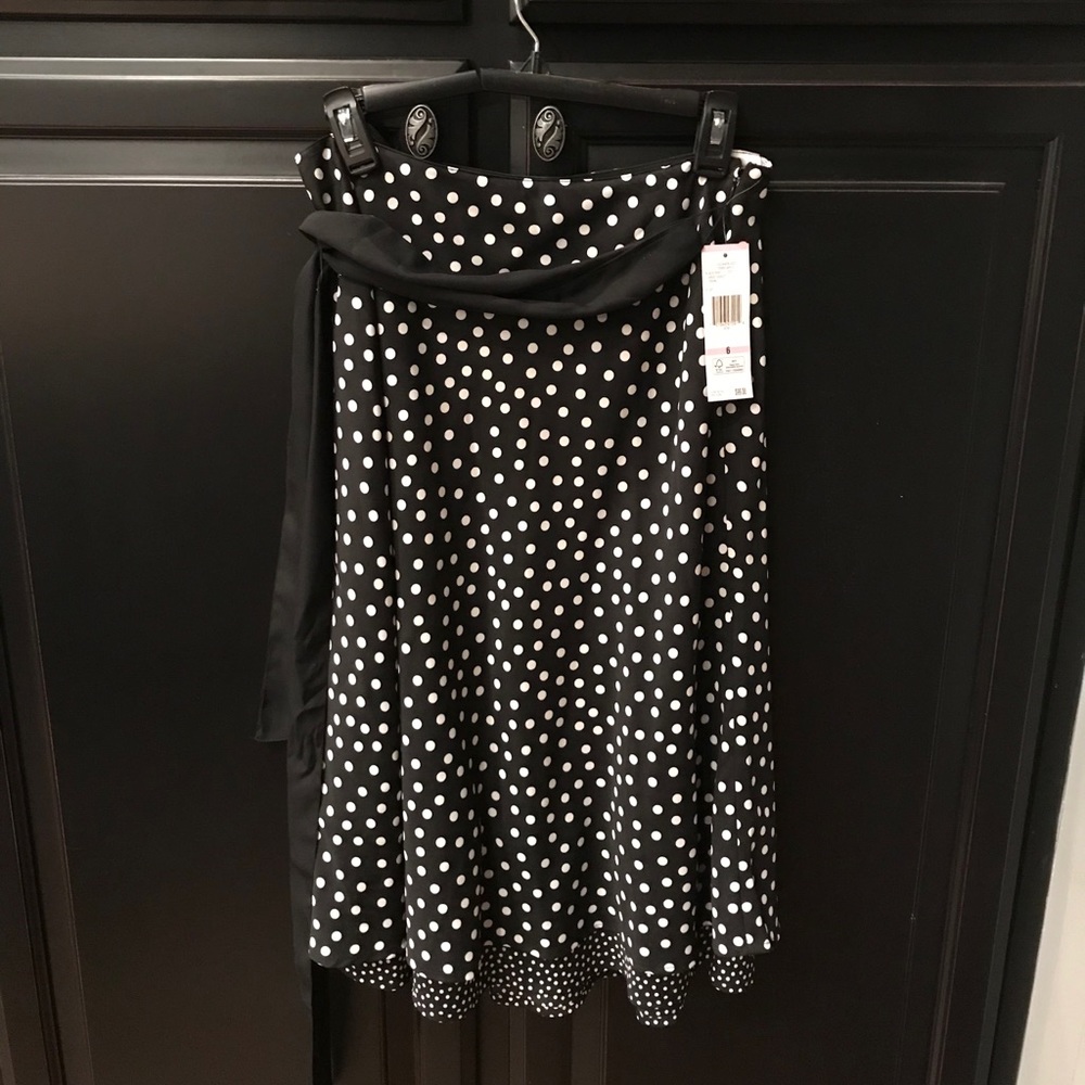 Jones New York Black Skirt with White Polka Dots